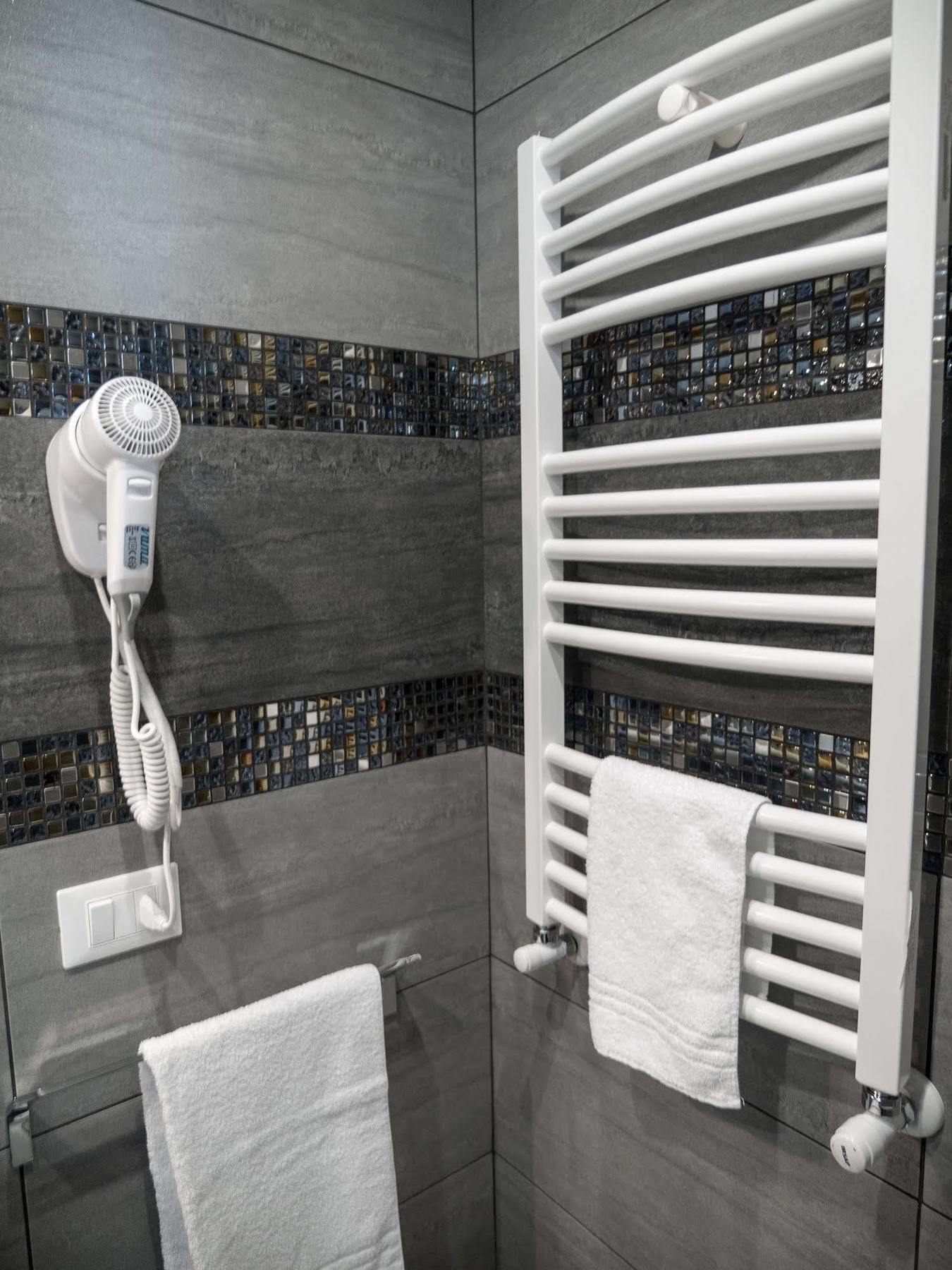 Bed Milano Linate Hotell Eksteriør bilde